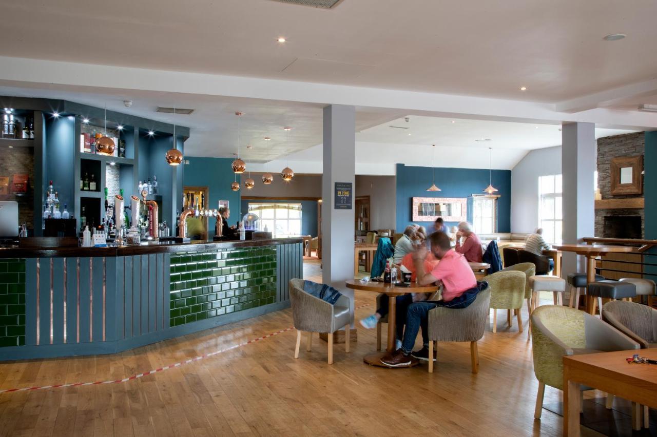 The Boat House Hotel 3*