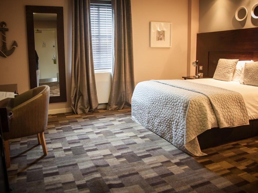 The Boat House Hotel 3*